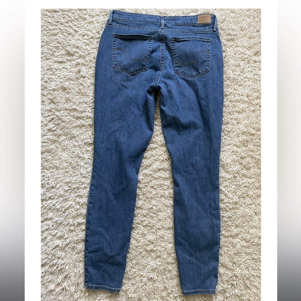 Levis  Strauss mid rise skinny 12m